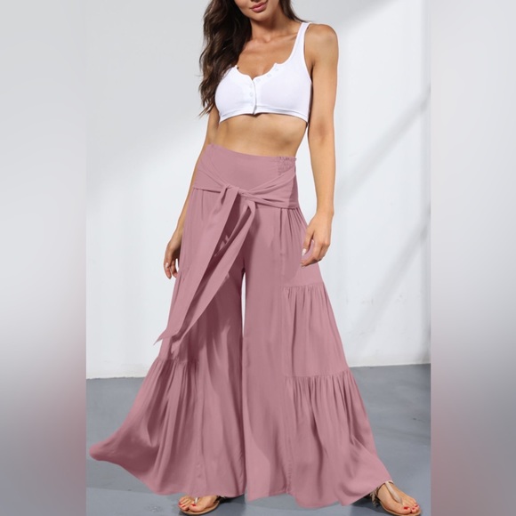 Tie Front Smocked Tiered Culottes - Picture 2 of 6